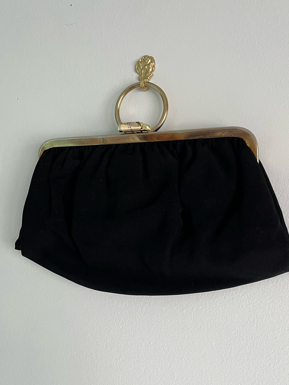 Vintage Elegant Black Evening Clutch Gold Frame & Ring